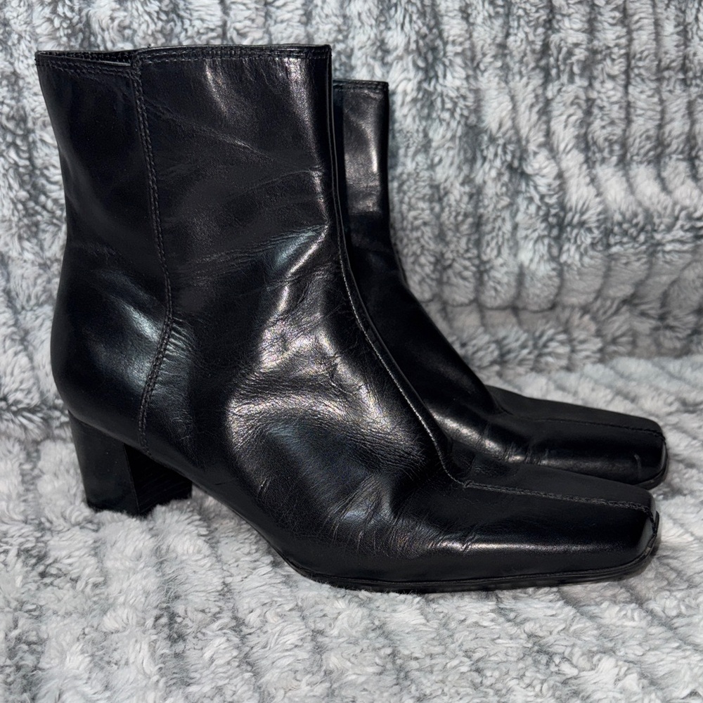 Nine West boots
